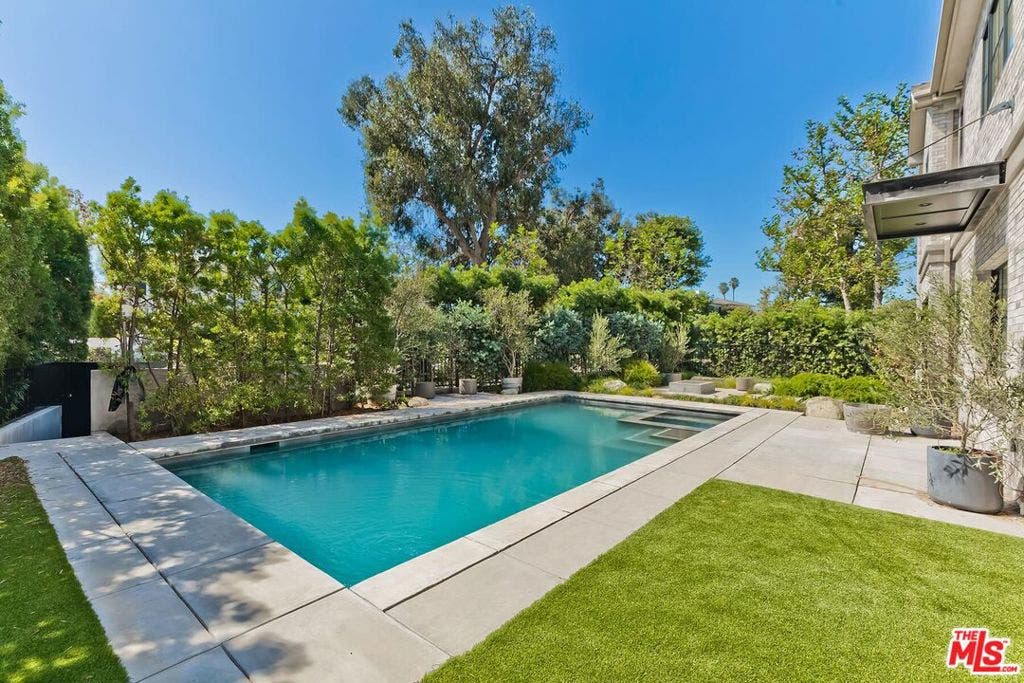 500 Chapala Drive, Pacific Palisades, CA 90272