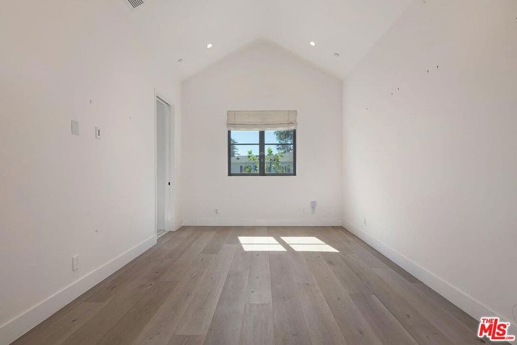 500 Chapala Drive, Pacific Palisades, CA 90272