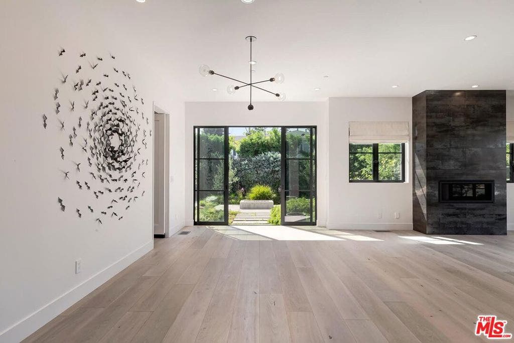 500 Chapala Drive, Pacific Palisades, CA 90272