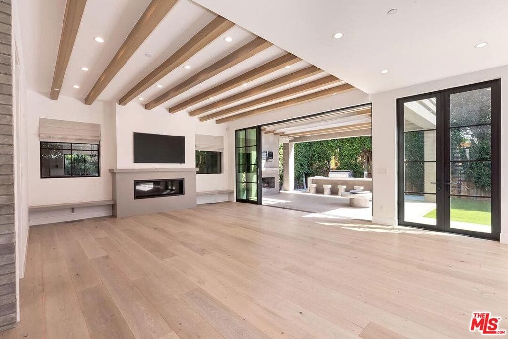 500 Chapala Drive, Pacific Palisades, CA 90272