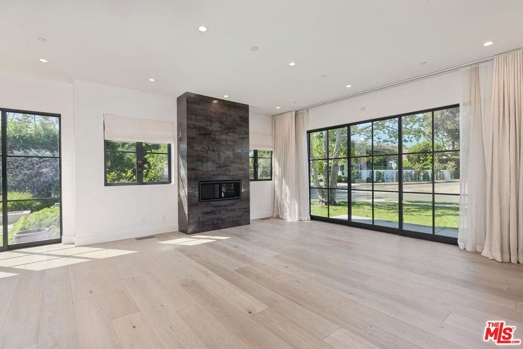 500 Chapala Drive, Pacific Palisades, CA 90272
