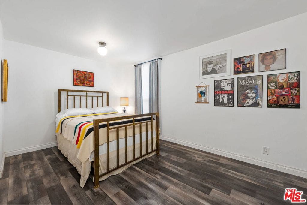 320 S Gramercy Place, #105, Los Angeles, CA 90020 320 S Gramercy Place, #105, Los Angeles, CA 90020