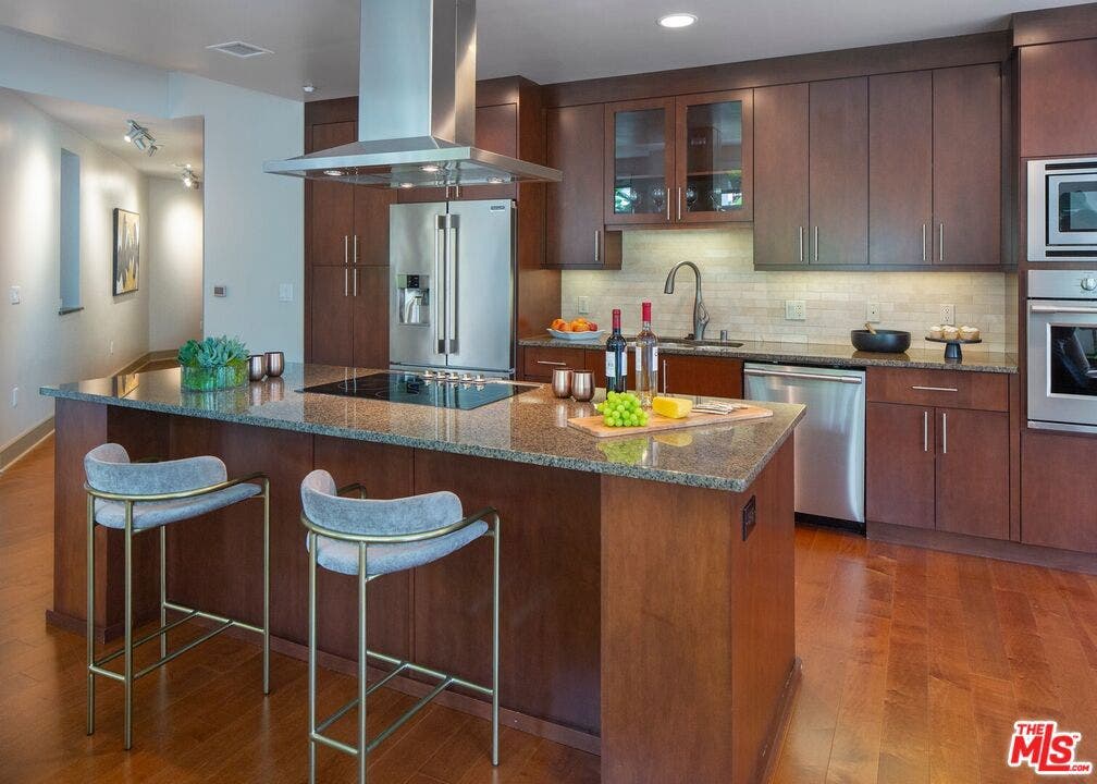 10700 Wilshire Boulevard, #209, Los Angeles, CA 90024 10700 Wilshire Boulevard, #209, Los Angeles, CA 90024