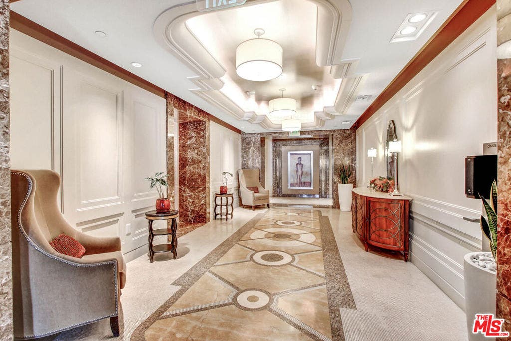 10700 Wilshire Boulevard, #209, Los Angeles, CA 90024 Main Lobby