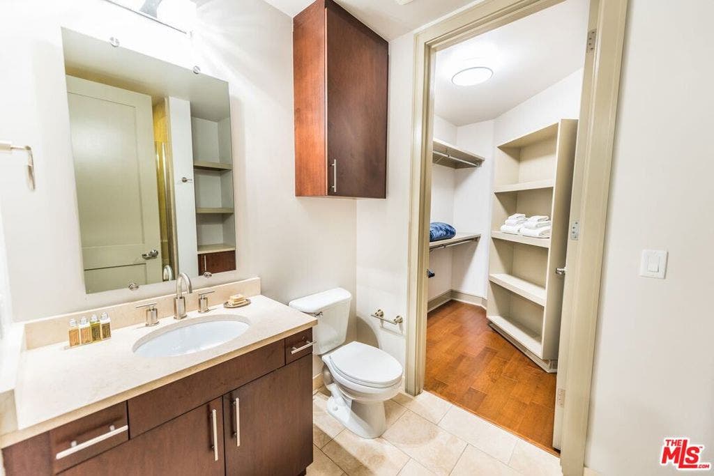 10700 Wilshire Boulevard, #209, Los Angeles, CA 90024 10700 Wilshire Boulevard, #209, Los Angeles, CA 90024