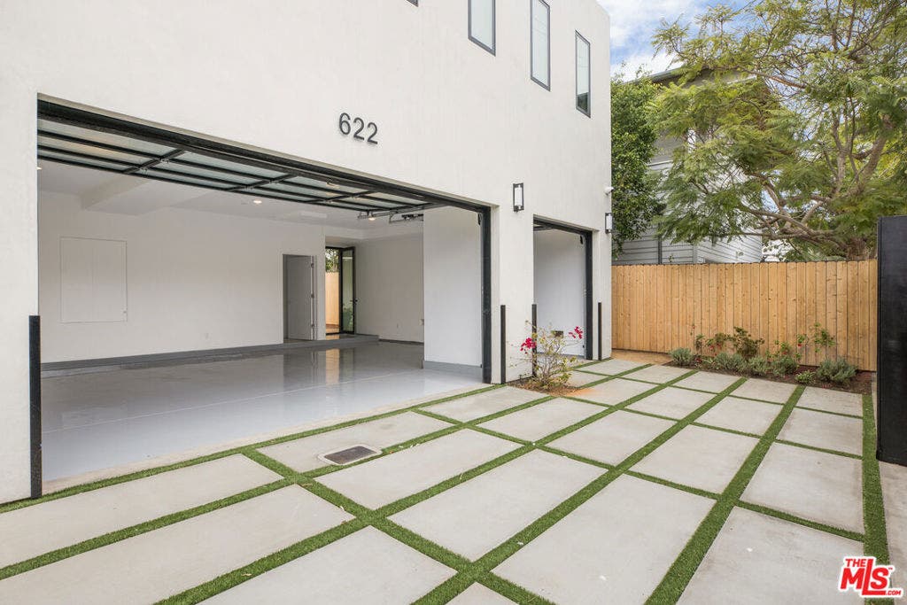 622 Brooks Avenue, Venice, CA 90291 622 Brooks Avenue, Venice, CA 90291