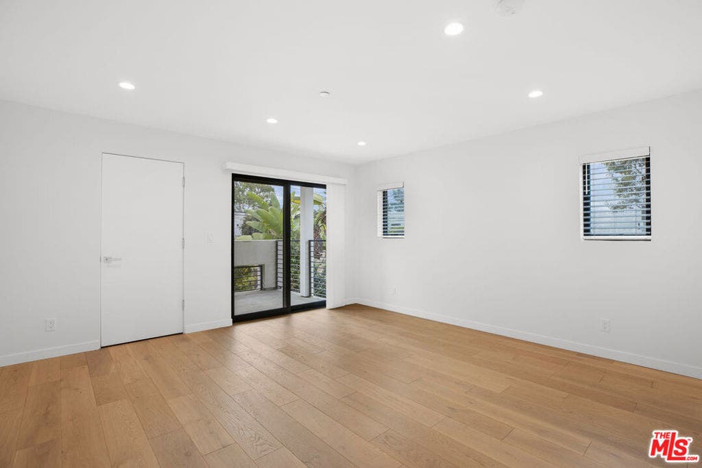 622 Brooks Avenue, Venice, CA 90291 622 Brooks Avenue, Venice, CA 90291