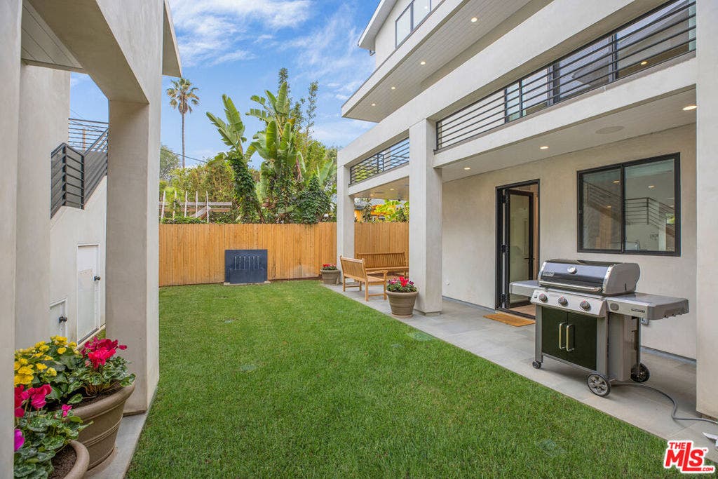 622 Brooks Avenue, Venice, CA 90291 622 Brooks Avenue, Venice, CA 90291