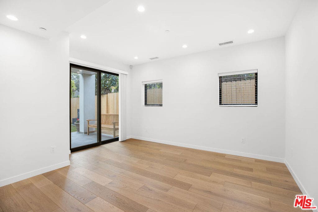 622 Brooks Avenue, Venice, CA 90291 622 Brooks Avenue, Venice, CA 90291