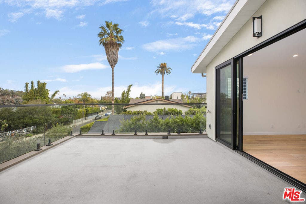 622 Brooks Avenue, Venice, CA 90291 622 Brooks Avenue, Venice, CA 90291