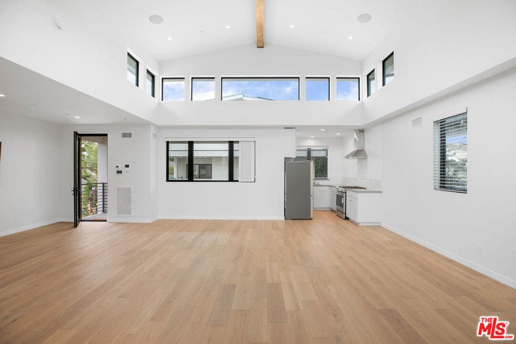 622 Brooks Avenue, Venice, CA 90291 622 Brooks Avenue, Venice, CA 90291