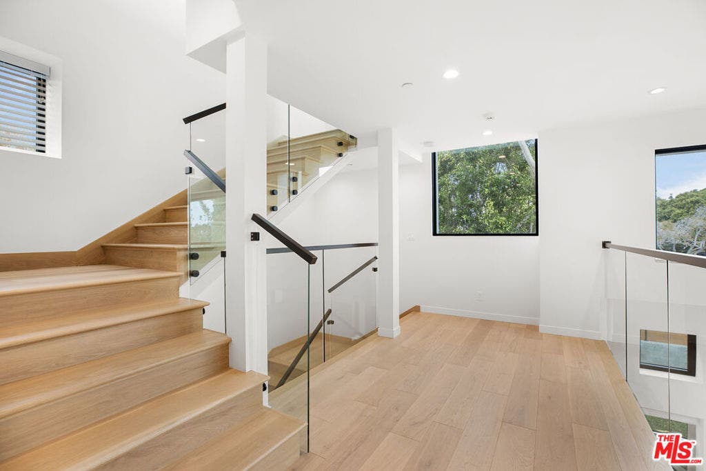 622 Brooks Avenue, Venice, CA 90291 622 Brooks Avenue, Venice, CA 90291