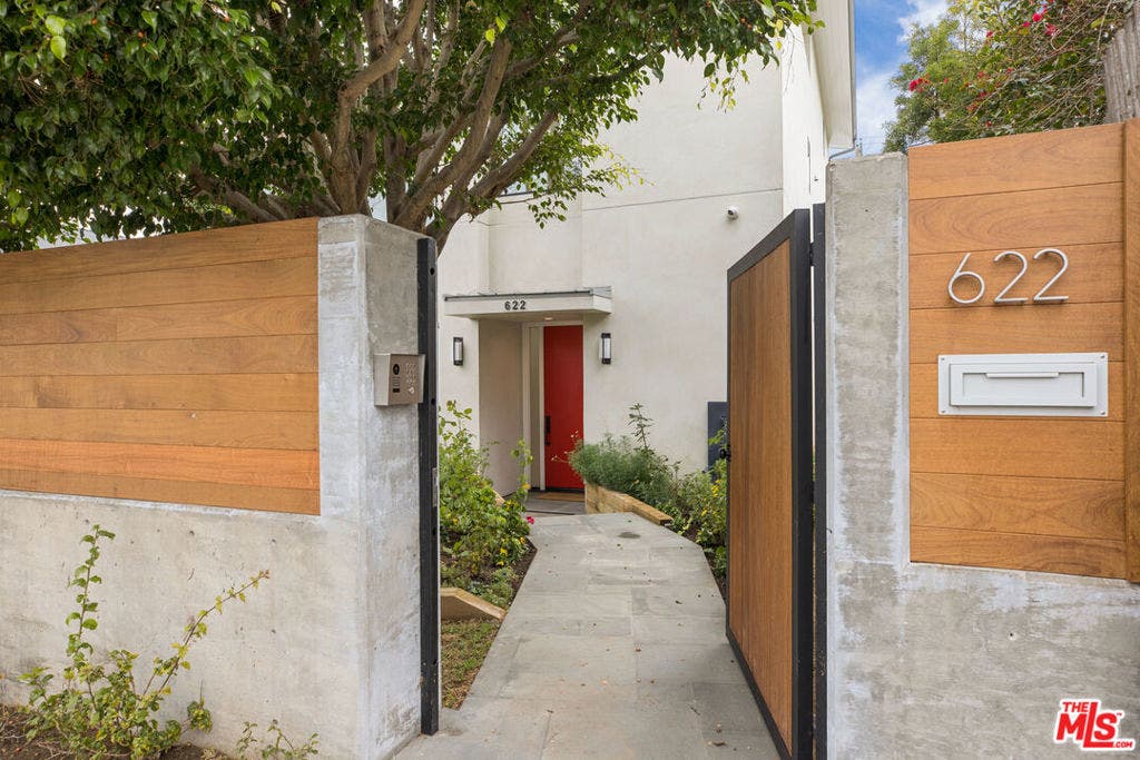 622 Brooks Avenue, Venice, CA 90291 622 Brooks Avenue, Venice, CA 90291