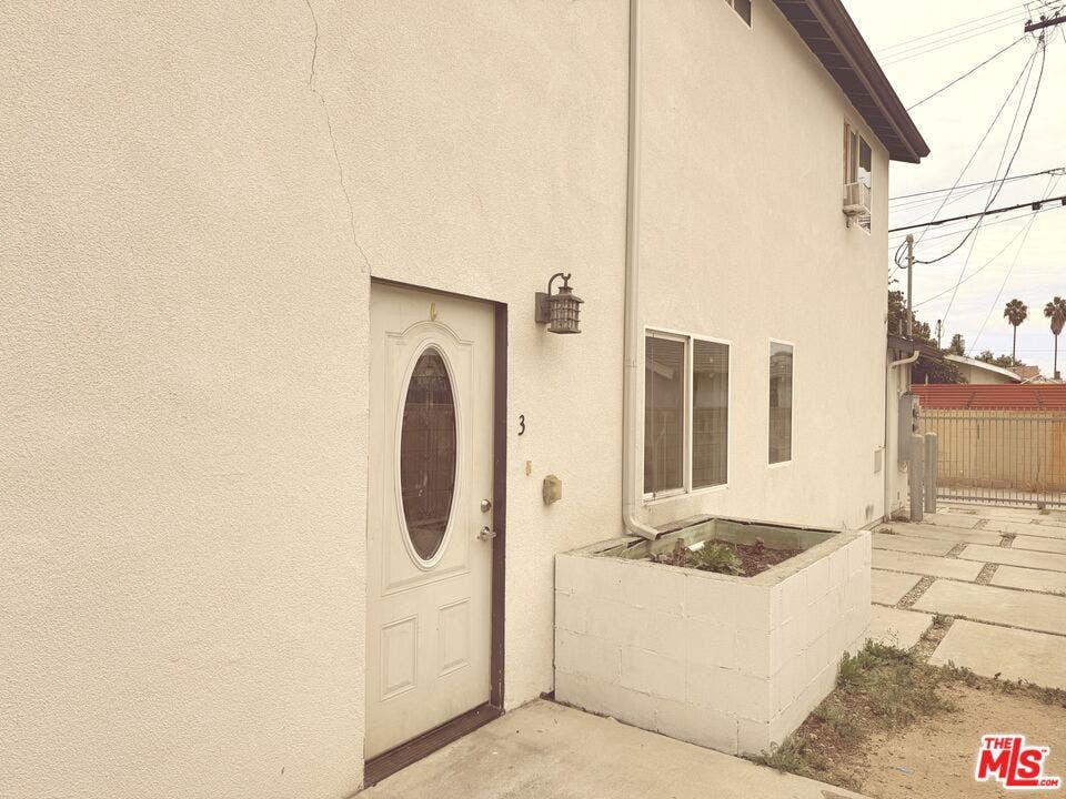 1745 W Vernon Avenue, #3, Los Angeles, CA 90062 1745 W Vernon Avenue, #3, Los Angeles, CA 90062