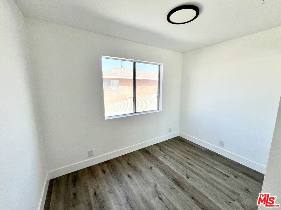 11430 Cedar Avenue, #6, Hawthorne, CA 90250 11430 Cedar Avenue, #6, Hawthorne, CA 90250