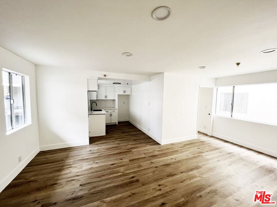 Property photo for 11430 Cedar Avenue, #6, Hawthorne, CA