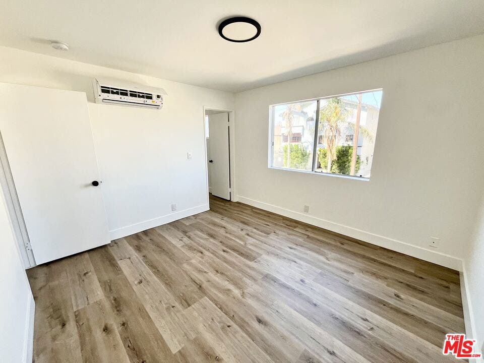 11430 Cedar Avenue, #6, Hawthorne, CA 90250 11430 Cedar Avenue, #6, Hawthorne, CA 90250