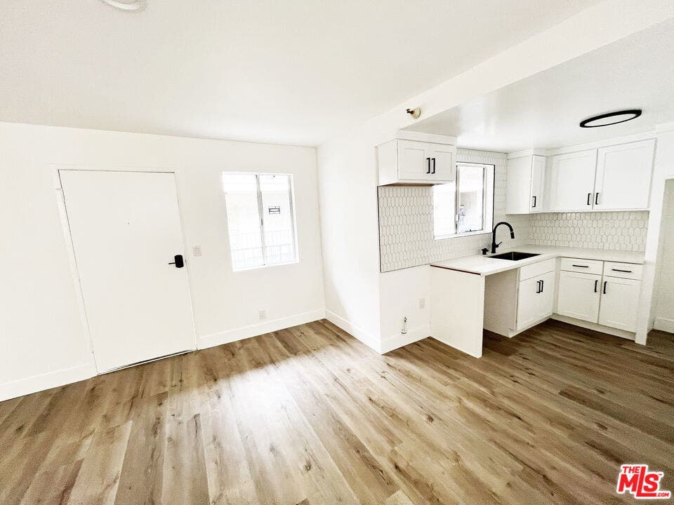 11430 Cedar Avenue, #6, Hawthorne, CA 90250 11430 Cedar Avenue, #6, Hawthorne, CA 90250