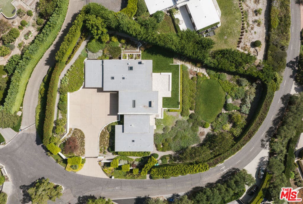 346 Woodley Road, Santa Barbara, CA 93108 346 Woodley Road, Santa Barbara, CA 93108