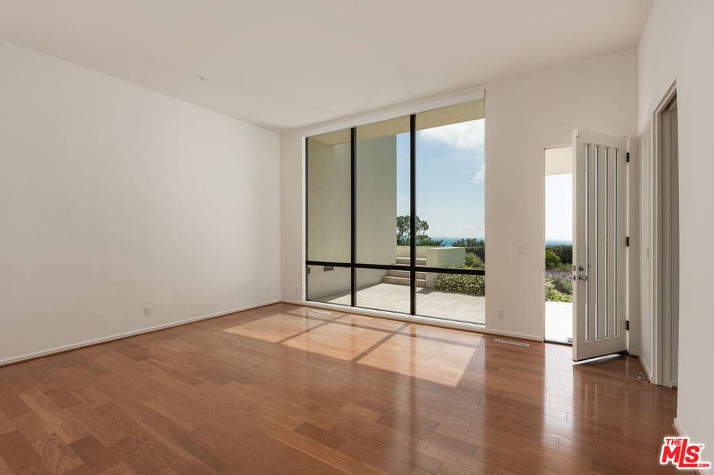 346 Woodley Road, Santa Barbara, CA 93108 346 Woodley Road, Santa Barbara, CA 93108