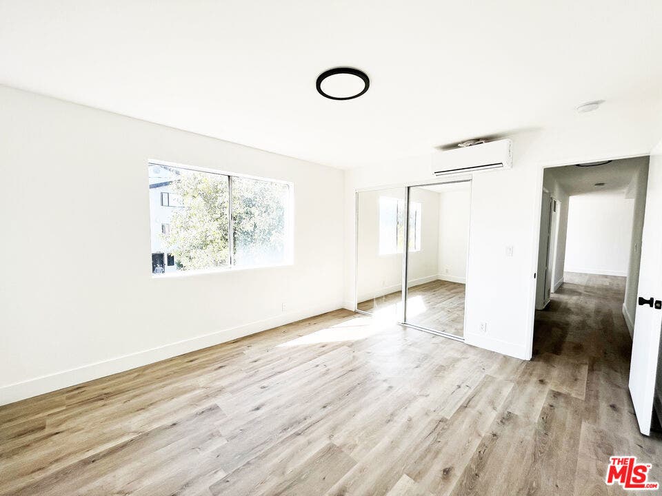 11430 Cedar Avenue, #7, Hawthorne, CA 90250 11430 Cedar Avenue, #7, Hawthorne, CA 90250