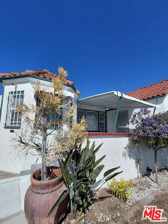Property photo for 1851 S Cloverdale Avenue, Los Angeles, CA