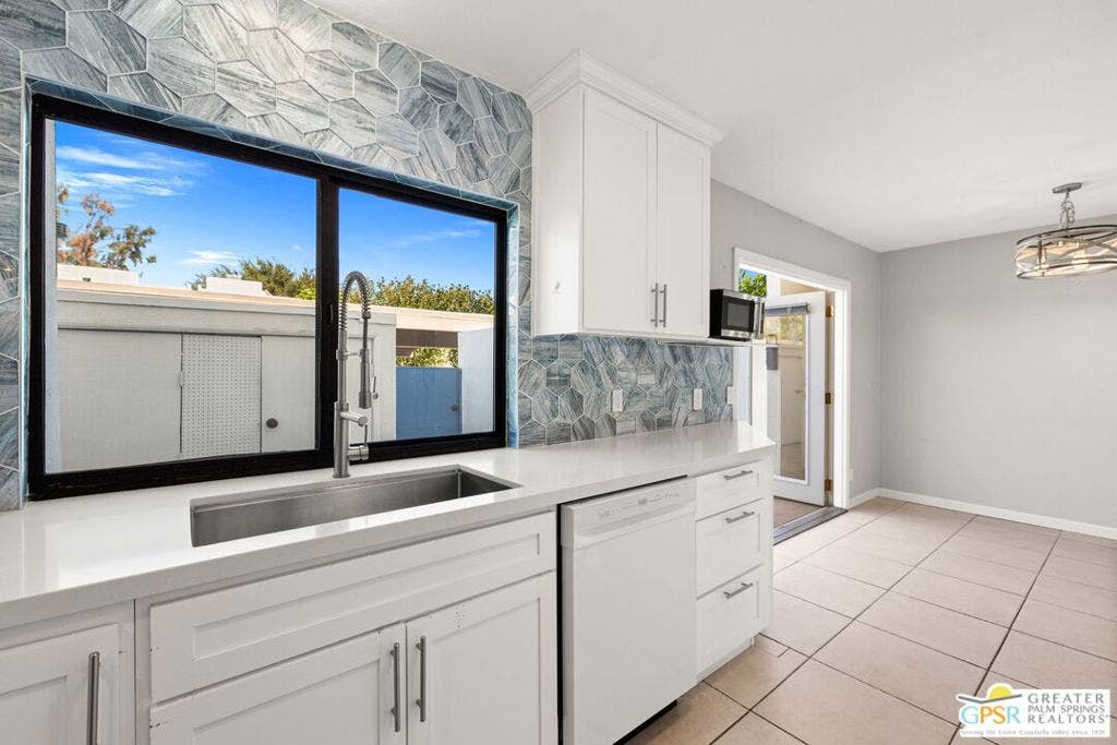 48734 Desert Flower Drive, Palm Desert, CA 92260 48734 Desert Flower Drive, Palm Desert, CA 92260