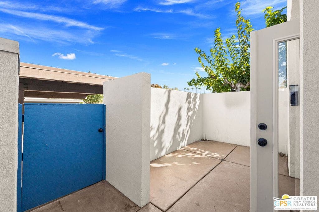 48734 Desert Flower Drive, Palm Desert, CA 92260 48734 Desert Flower Drive, Palm Desert, CA 92260