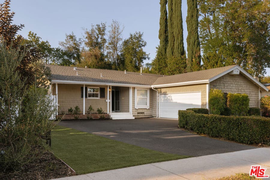 Property photo for 22251 Kittridge Street, Los Angeles, CA