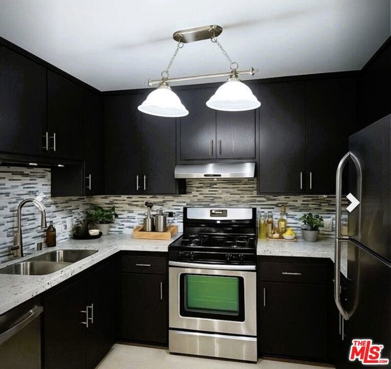 Property photo for 12157 Moorpark Street, #204, Studio City, CA