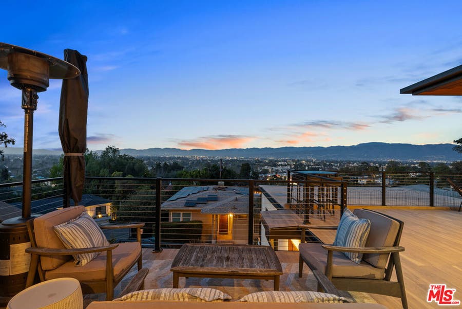 Property photo for 11358 Hendley Drive, Studio City, CA