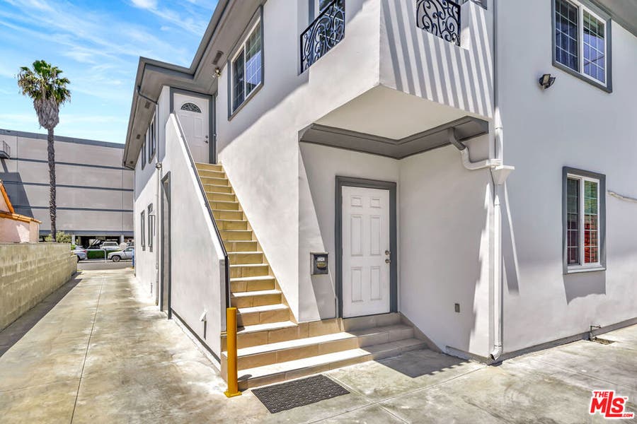 Property photo for 3242 Hutchison Avenue, Los Angeles, CA