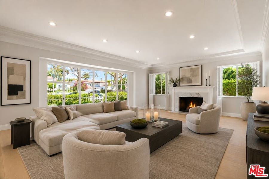 Property photo for 713 Walden Drive, Beverly Hills, CA
