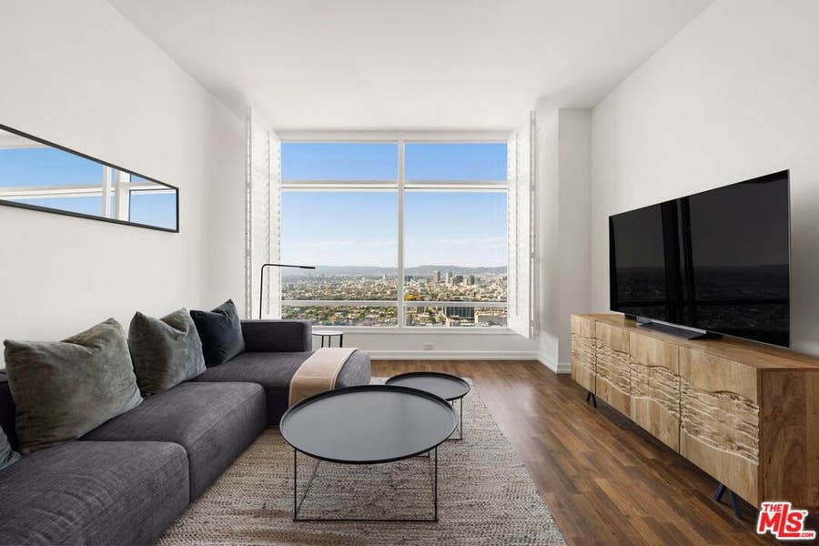 Property photo for 900 W Olympic Boulevard, #36F, Los Angeles, CA