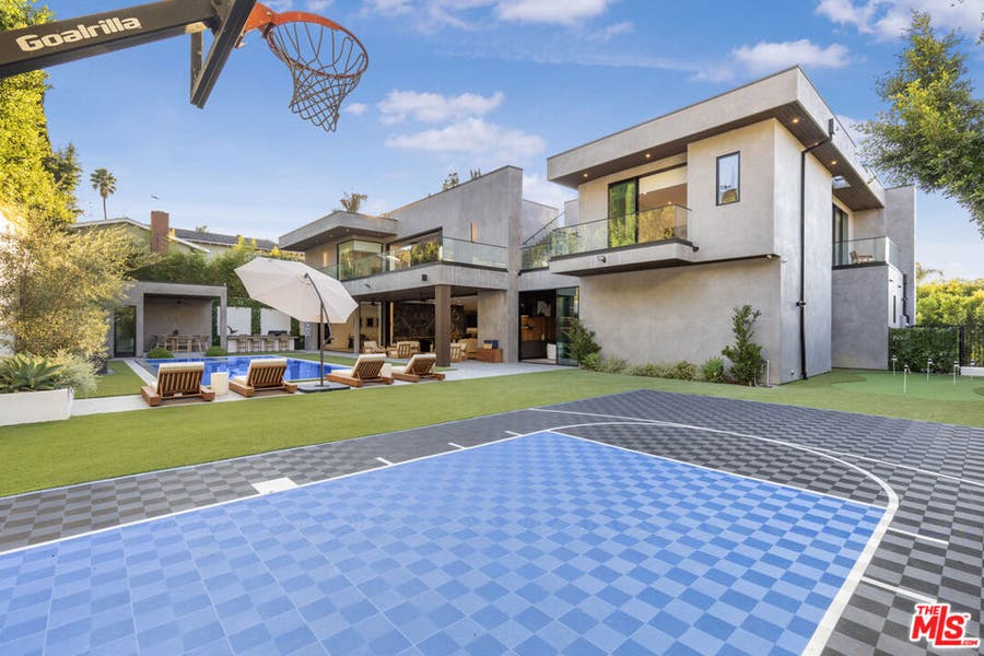 Property photo for 4246 Levitt Lane, Sherman Oaks, CA