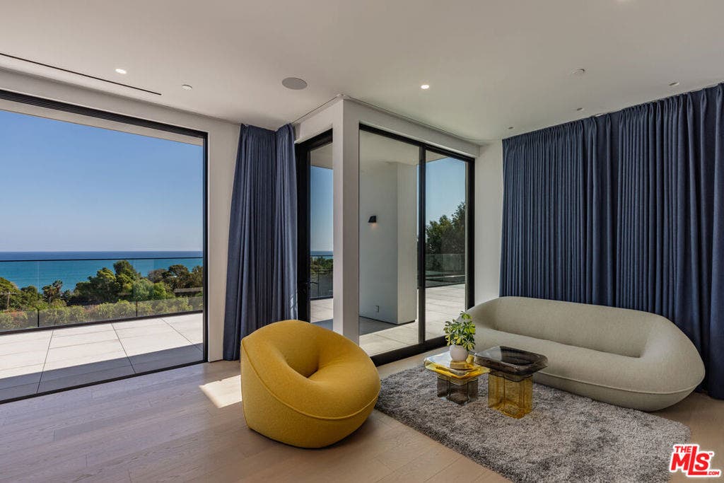27715 Pacific Coast Highway, Malibu, CA 90265 27715 Pacific Coast Highway, Malibu, CA 90265