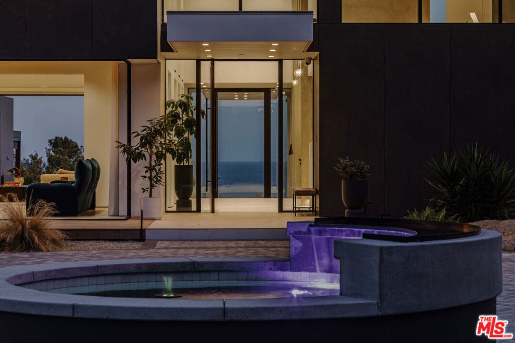 27715 Pacific Coast Highway, Malibu, CA 90265 27715 Pacific Coast Highway, Malibu, CA 90265