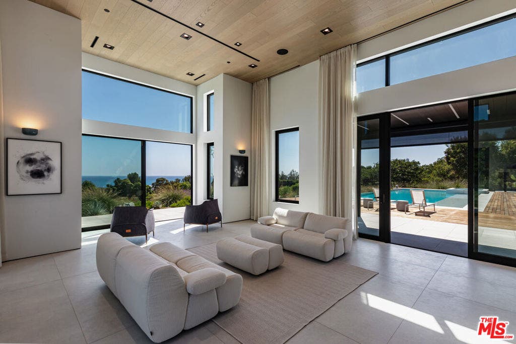 27715 Pacific Coast Highway, Malibu, CA 90265 27715 Pacific Coast Highway, Malibu, CA 90265