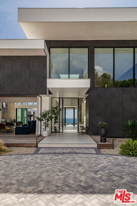 Property photo for 27715 Pacific Coast Highway, Malibu, CA
