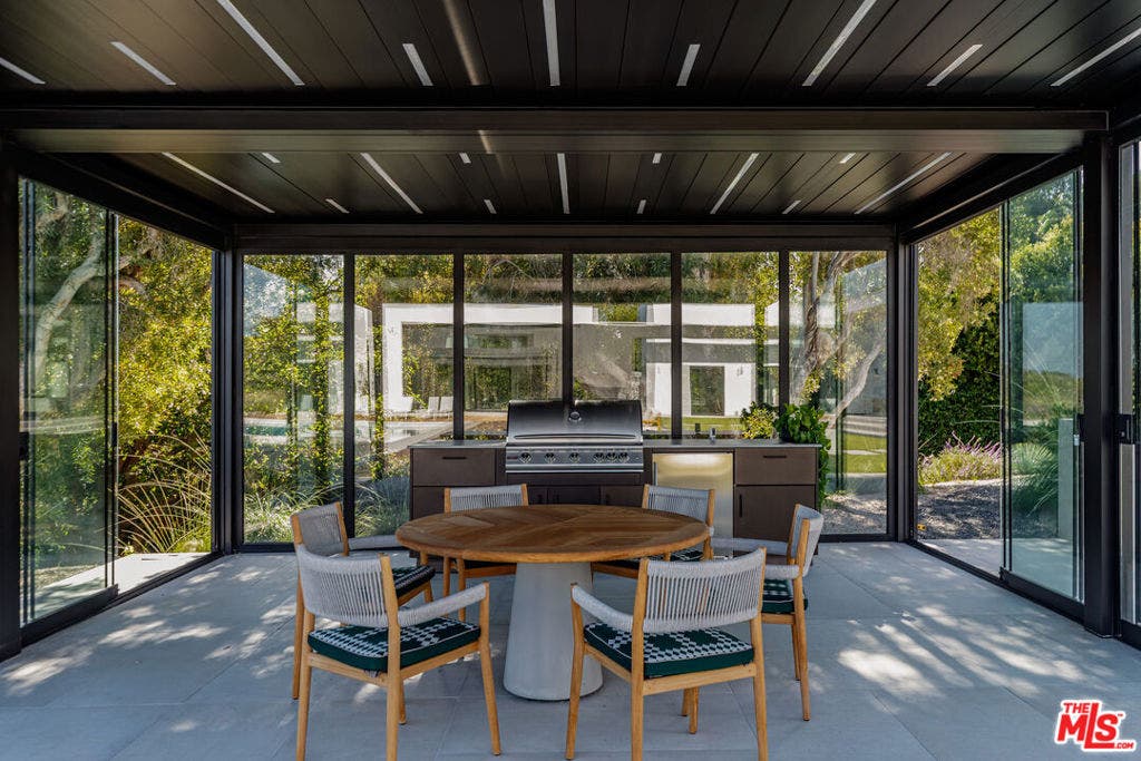 27715 Pacific Coast Highway, Malibu, CA 90265 27715 Pacific Coast Highway, Malibu, CA 90265