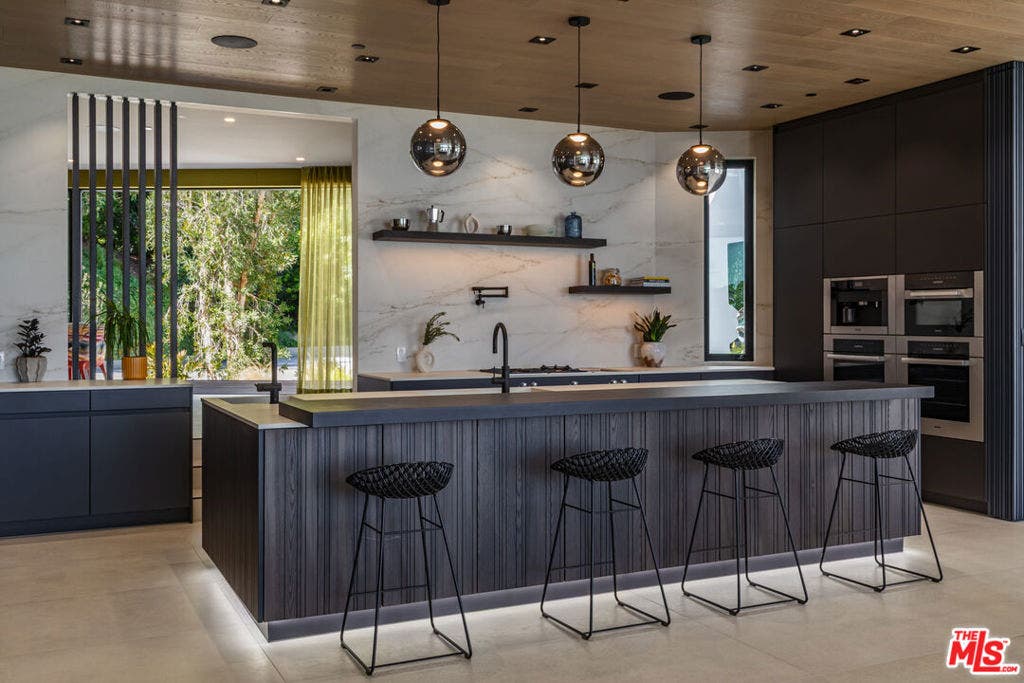 27715 Pacific Coast Highway, Malibu, CA 90265 27715 Pacific Coast Highway, Malibu, CA 90265