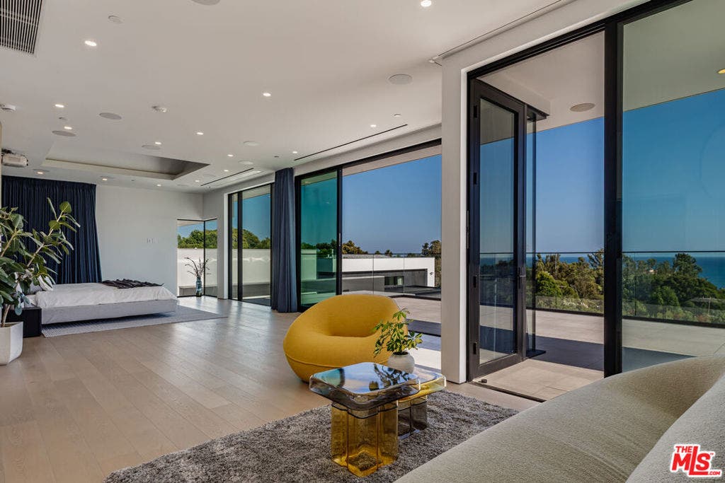 27715 Pacific Coast Highway, Malibu, CA 90265 27715 Pacific Coast Highway, Malibu, CA 90265