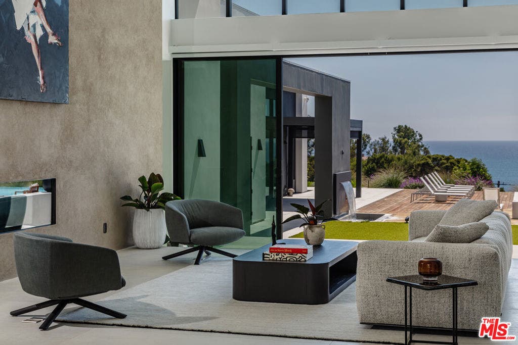27715 Pacific Coast Highway, Malibu, CA 90265 27715 Pacific Coast Highway, Malibu, CA 90265