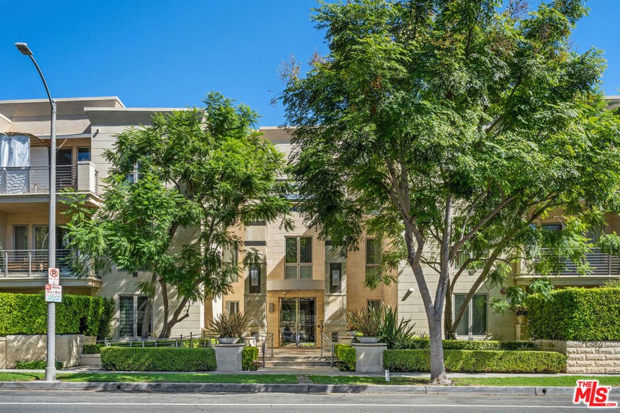 Property photo for 1318 Roxbury Drive, #210, Los Angeles, CA