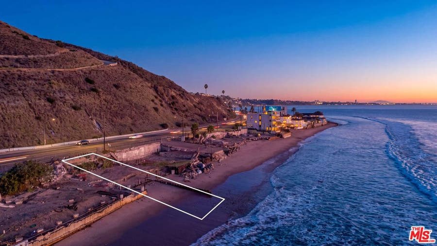 Property photo for 18912 Pacific Coast Highway, Malibu, CA
