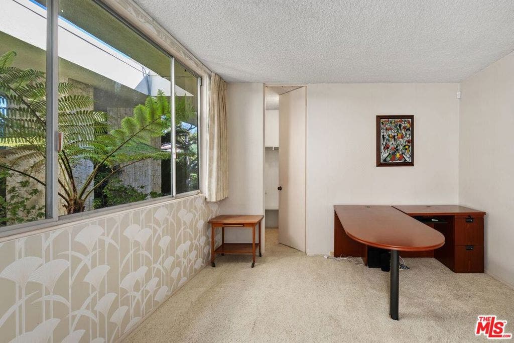 3031 Elvido Drive, Los Angeles, CA 90049 3031 Elvido Drive, Los Angeles, CA 90049