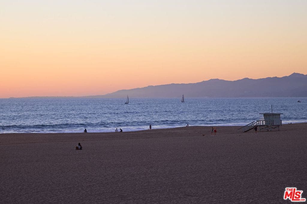 4403 Ocean Front Walk, #205, Marina Del Rey, CA 90292 4403 Ocean Front Walk, #205, Marina Del Rey, CA 90292
