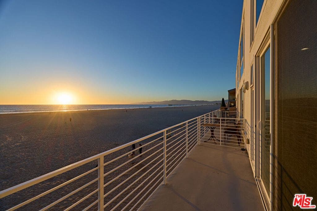 4403 Ocean Front Walk, #205, Marina Del Rey, CA 90292 4403 Ocean Front Walk, #205, Marina Del Rey, CA 90292