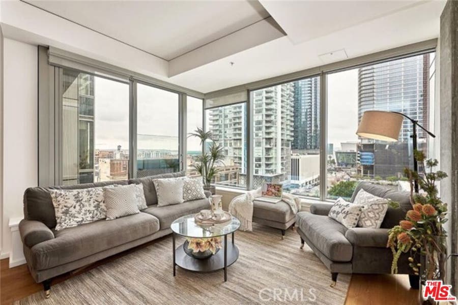 Property photo for 1155 S Grand Avenue, #806, Los Angeles, CA