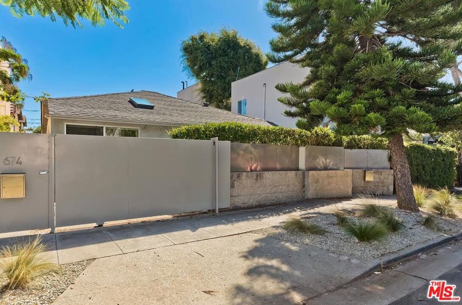 Property photo for 674 San Juan Avenue, Venice, CA